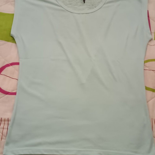 Blouse with lace back new, size S/M, veraman color