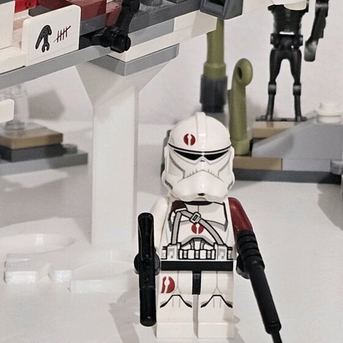 Lego 75037 Star Wars Battle On Saleucami like new