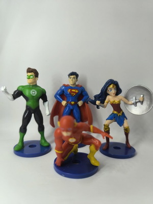 Σετ 4 συλλεκτικές φιγούρες DC Justice League, καινούργιο
