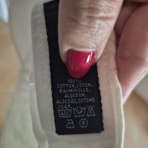 Gant hat like new, white, size S