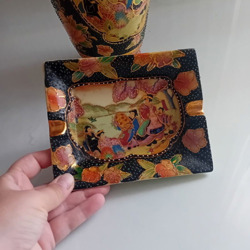 Vase and ashtray like new