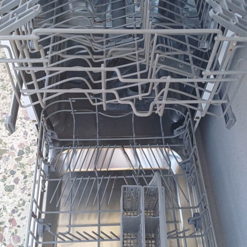 Candy dishwasher used in good condition