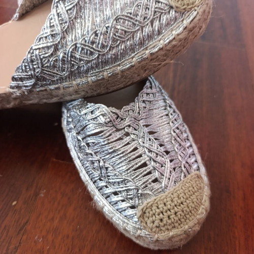 Silver espadrilles with strap, size 38