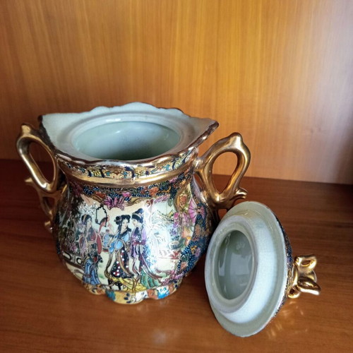 Vintage Japanese Satsuma porcelain jar with lid and gold handles