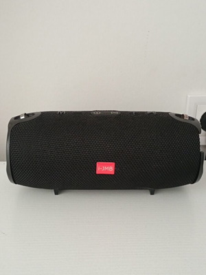 I-JMB speaker like new, portable Bluetooth