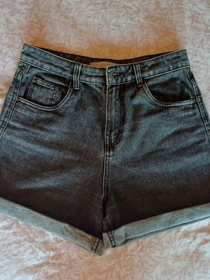 High Waist Shorts Pink Woman like new, black, size 36-38