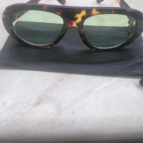 Sunglasses with green lenses tortoise new