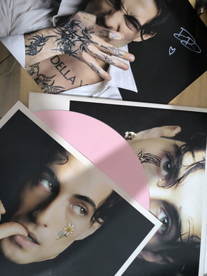 Damiano David Funny Little Things signed vinyl like new, pop
