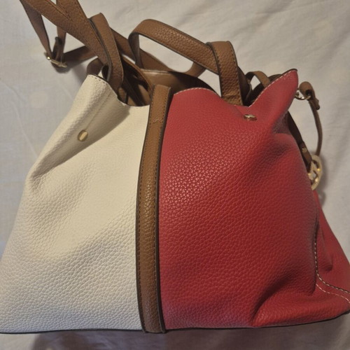 Two-tone shoulder bag, red and white