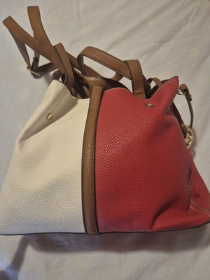 Two-tone shoulder bag, red and white