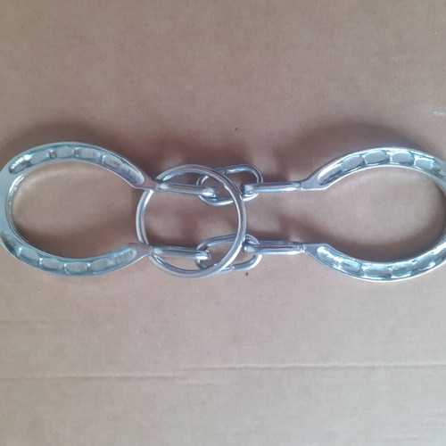 Metal and wooden puzzle like new, set of 2 pieces