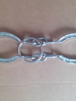 Metal and wooden puzzle like new, set of 2 pieces
