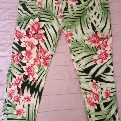 Mango women's floral palazzo pants like new, lightweight fabric, elastic waist
