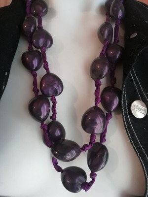 Fabric necklace with large violet resin beads new