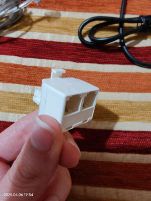 Splitter phone line divider like new