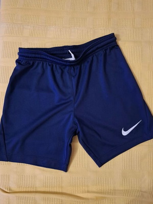 Nike sports shorts like new, size 9-10 years, dark blue