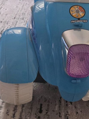 Παιδική ηλεκτρονική μηχανή Frozen σαν καινούργιο με μπαταρία και φορτιστή