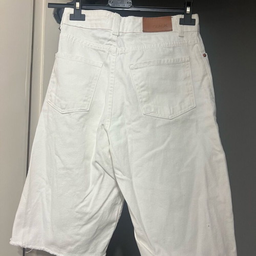 White denim capri jeans new