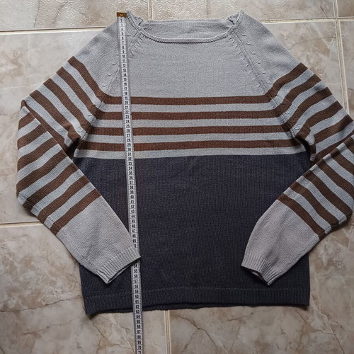Women's sweater new, sizes M-L, gray and brown