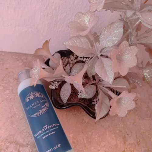Avon Planet Spa Body Wash 200 ml new