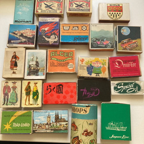 Matchboxes used 23 pieces without matches from various countries