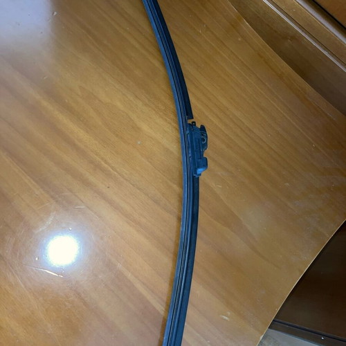 Rakel windshield wiper like new