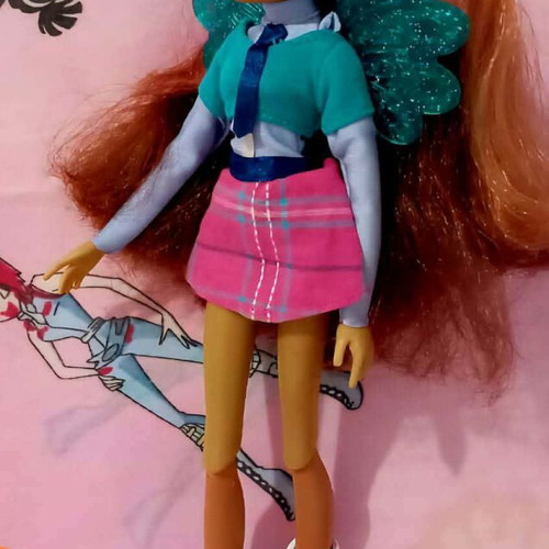 Winx Club Aisha Layla Fairy School doll like new with wings and authentic outfit