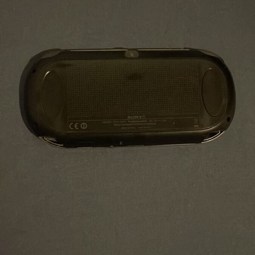Ps Vita като нов с дръжка, калъф, джойстик, протектори и 256GB micro SD
