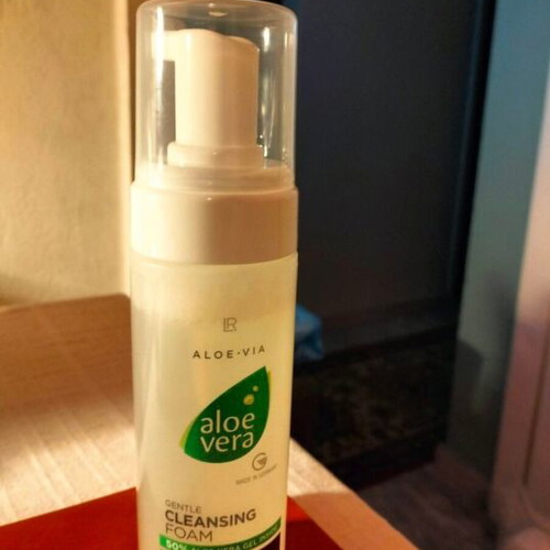 Aloe Vera Facial Cleansing Foam new, 150ml, rose extract