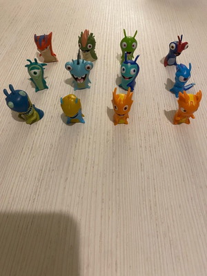 Slugterra Jakks figures used, set of 12 authentic