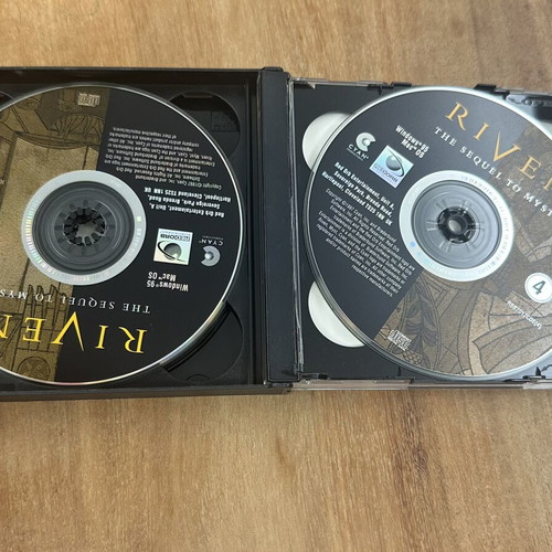 Riven The Sequel to Myst PC CD-ROM used, 5 discs complete