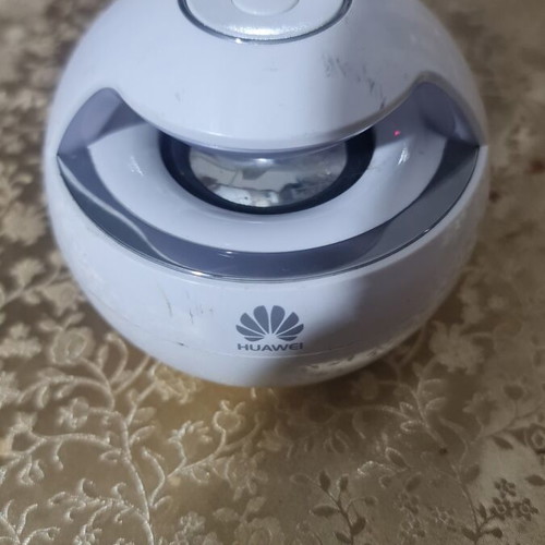 Huawei Bluetooth speaker with Micro USB charging
