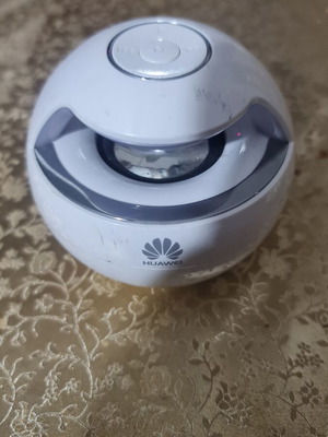 Huawei Bluetooth speaker with Micro USB charging