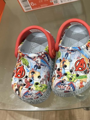 Crocs baby rubber sandals like new, size 22