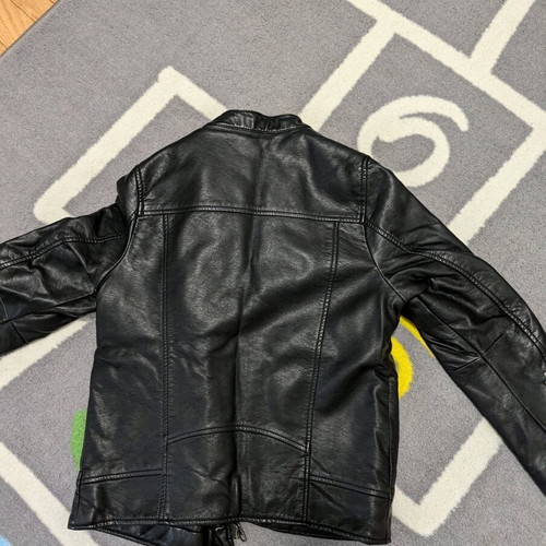 Children's leather jacket like new