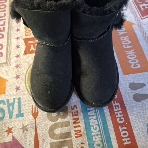 Emu Australia boots size 36 black like new
