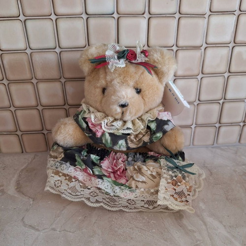 Animals Club Vintage Collectible Teddy Bear with Potpourri, New