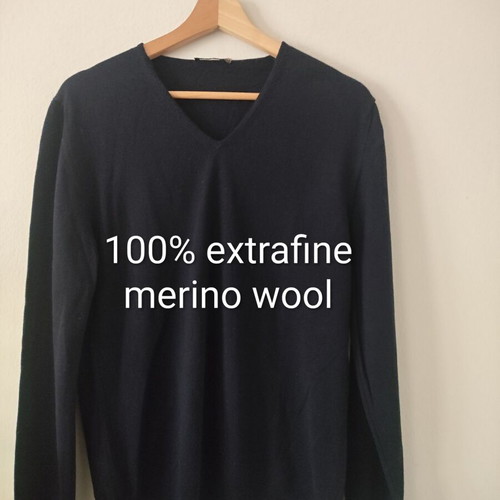Bellwood men's blue V-neck merino wool sweater like new S/M