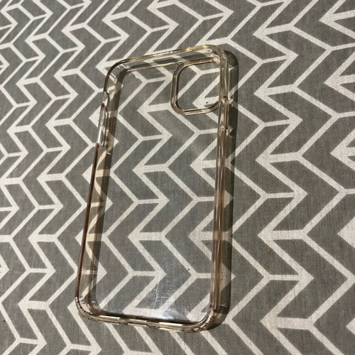 iPhone 11 case transparent like new