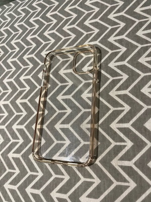 iPhone 11 case transparent like new