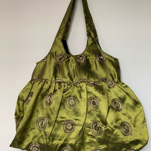 Summer bag new, embroidered shiny fabric