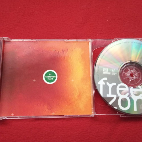 Freezone 4 Dangerous Lullabies 2 CDs like new, electronic