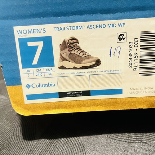 Columbia hiking boots like new, size 38, gray, waterproof