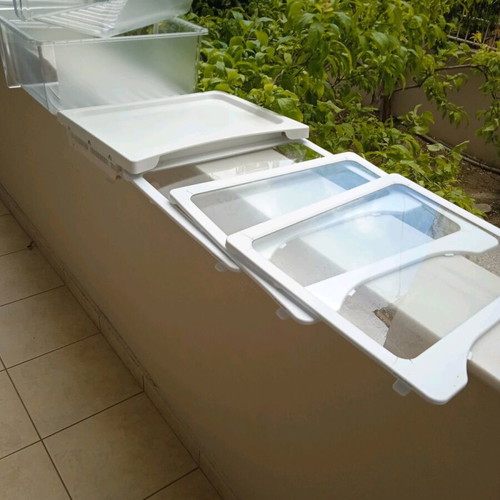 Samsung refrigerator parts like new, 7 door bins, 8 shelves, 4 drawers