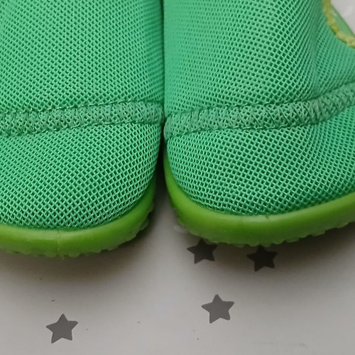 Tribord kids' water shoes size 24-25 like new, green
