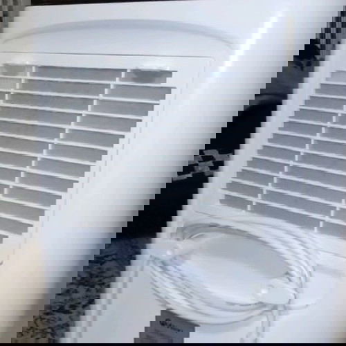 Αφυγραντήρας Rohnson μεταχειρισμένος για 100 τ.μ, δοχείο 4 λίτρων