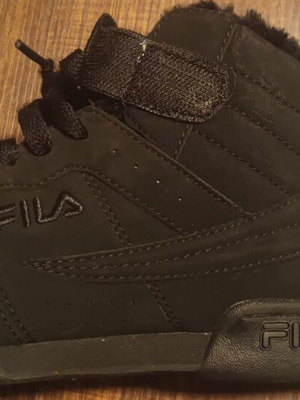 Fila women's shoes size 37.5, black, athletic