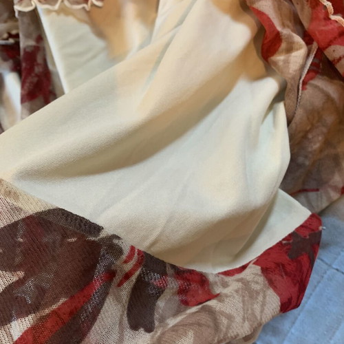 Mexx vintage midi skirt size Small, like new, beige and red