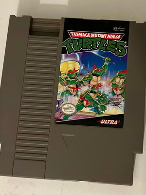 Teenage Mutant Ninja Turtles Nintendo Entertainment System game like new