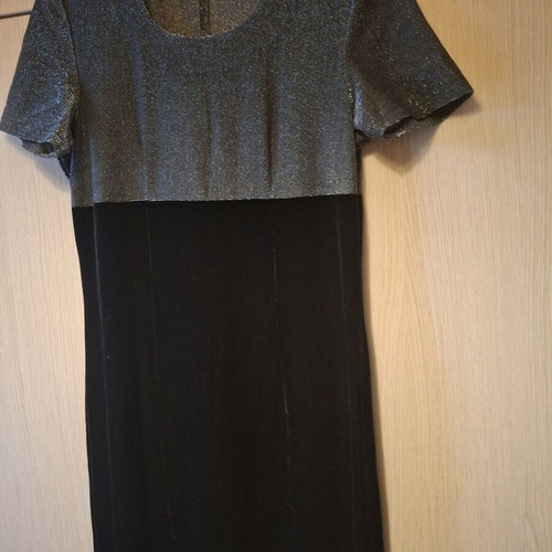 Grama dress size M like new, black